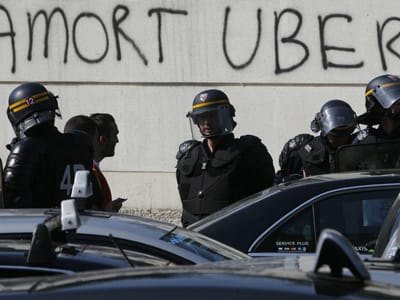 UberPop suspenso em França - TVI
