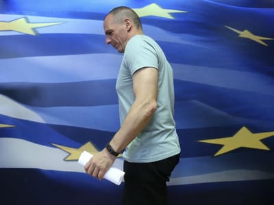 ​Grécia: Varoufakis diz que “acordo não é sustentável” - TVI
