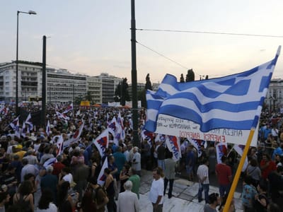 Grécia: sindicatos da função pública convocam greve para quarta-feira - TVI