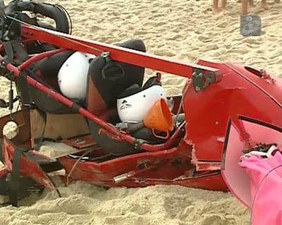 Queda de asa delta com motor numa praia faz um morto e um ferido grave - TVI