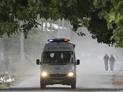 Pelo menos treze mortos em choque de autocarros na Rússia - TVI