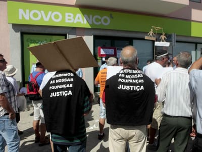 Costa assina memorando com lesados do BES - TVI