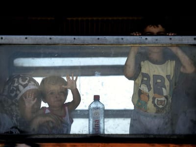 Portugueses estão a oferecer-se para acolher refugiados - TVI