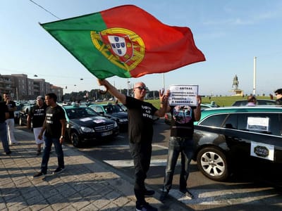 Uber Files em Portugal: Quando a ANTRAL tentou travar a Uber, o gestor de comunicação da empresa sugeriu investigar o passado de Florêncio Almeida à procura de algo "sexy para os media" - TVI