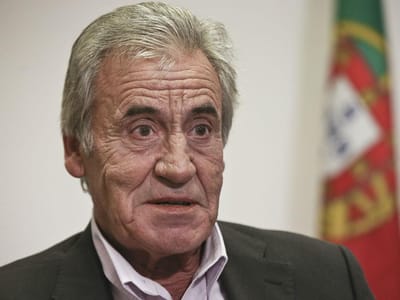 Jerónimo critica proposta do PSD sobre cortes na Segurança Social - TVI