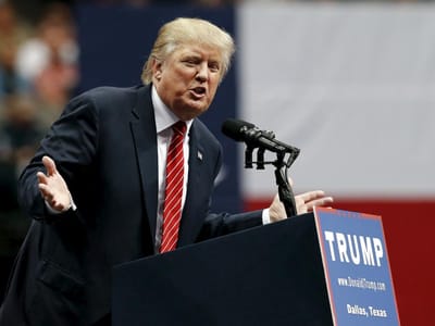 Trump reage a discurso polémico com mais controvérsia - TVI