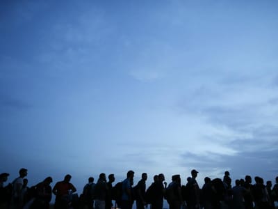 Quase 1.200 refugiados entraram na Croácia - TVI