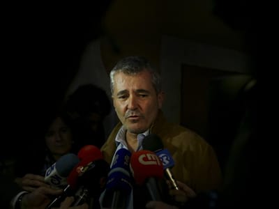 Direção socialista "revela velhos tiques de receio de debate interno e nervosismo" - TVI