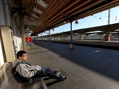 Circulação de comboios deve sofrer perturbações a 8 de dezembro - TVI