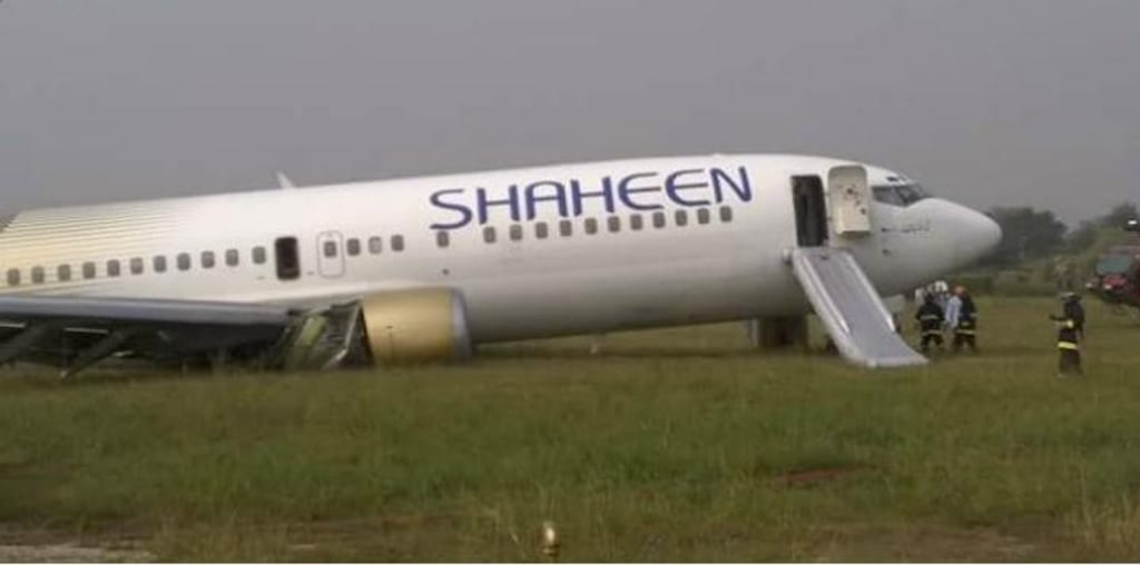 Avião da Shaheen Air faz aterragem de emergência [Reprodução YouTube]