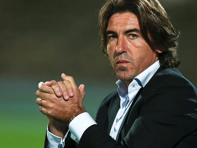 Sá Pinto é o novo treinador do Standard de Liège - TVI