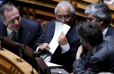 António Costa acusa Governo de "fingir" privatização da TAP - TVI