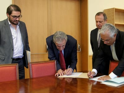 Oficial: acordos à esquerda assinados - TVI