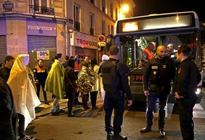 Líder parlamentar do BE, em Paris: ataques mostram "o pior da humanidade" - TVI
