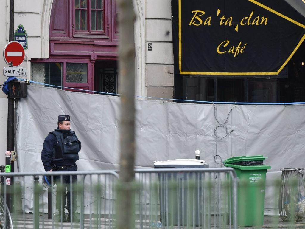 Atentados terroristas em Paris fazem vários mortos e feridos