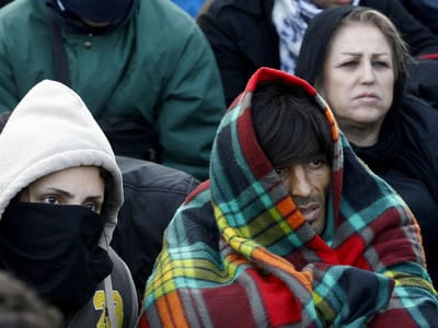Cinco refugiados já têm autorização para viver em Portugal - TVI