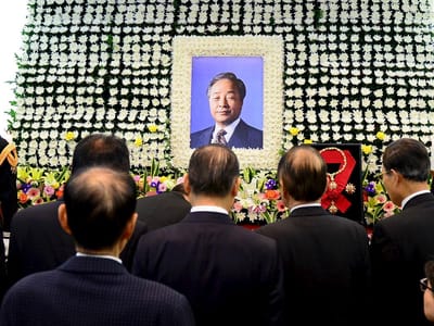 Morreu ex-Presidente da Coreia do Sul - TVI