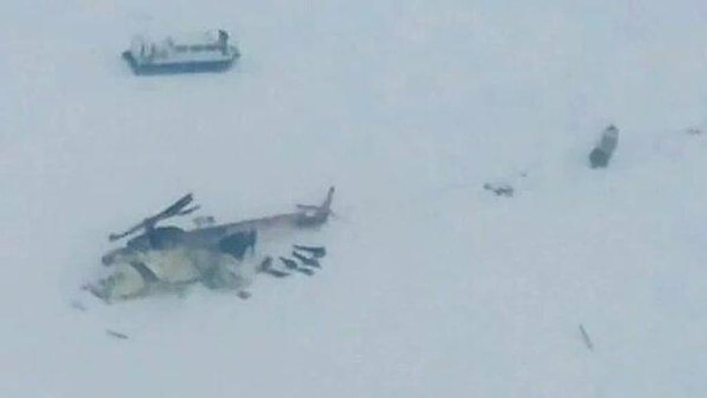 Helicóptero cai em Krasnoyarsk