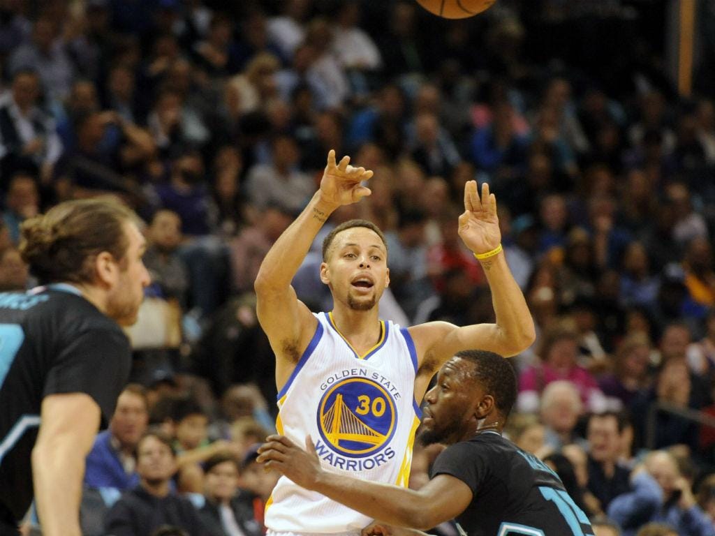 NBA: Golden State Warriors vs Charlotte Hornets (Reuters)