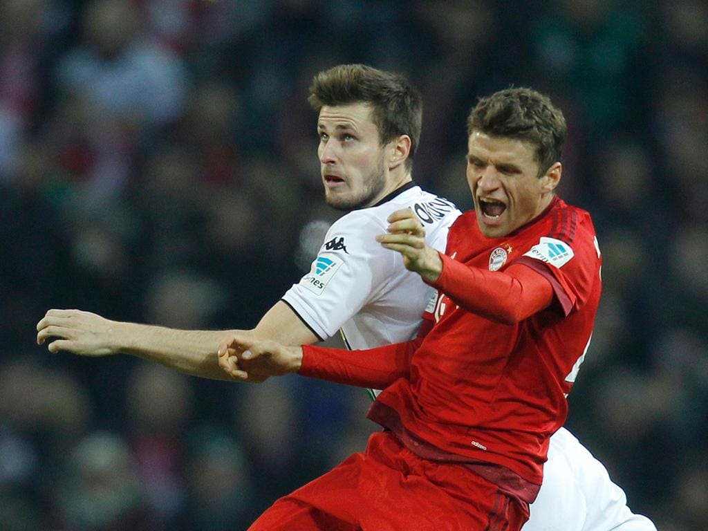 B. Moenchengladbach-Bayern Munich (Reuters)