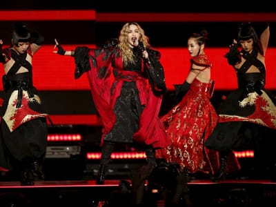 Madonna em Paris: "Não nos vamos curvar ao medo" - TVI