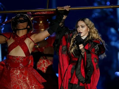 Benfica: filho de Madonna treina no Seixal - TVI