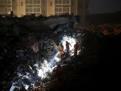 China: encontrado primeiro cadáver após deslizamento de terras - TVI