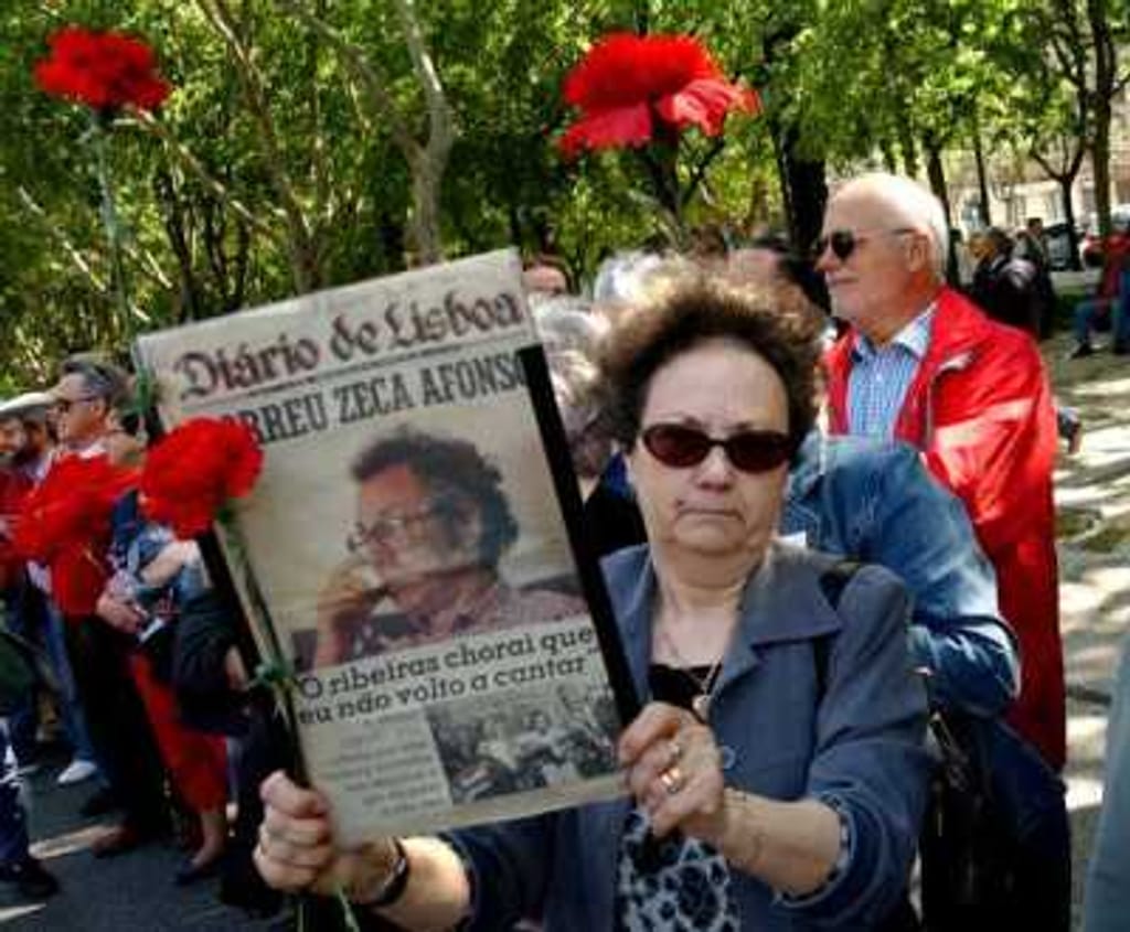Comemorações dos 33 anos do 25 de Abril (Foto Mário Cruz/Lusa)