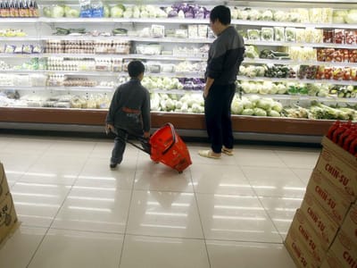 Bruxelas quer mais transparência nos preços da cadeia de abastecimento alimentar - TVI