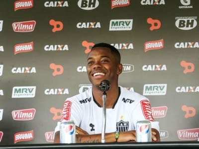 VÍDEO: após vitória do Fla, Robinho promete dar a Libertadores ao Santos - TVI