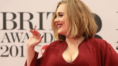 Adele é cabeça de cartaz do Festival Glastonbury - TVI