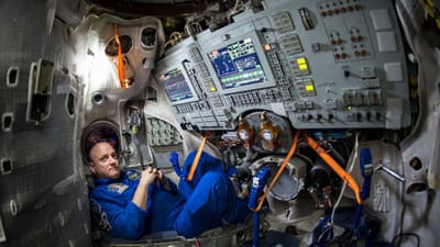 Astronauta cresceu quatro centímetros em 340 dias no espaço - TVI