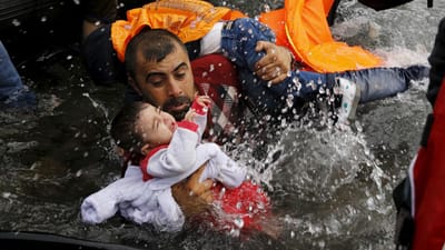 Refugiados: Egito critica acordo entre UE e Turquia - TVI