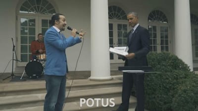 Obama dá as rimas em rap improvisado na Casa Branca - TVI