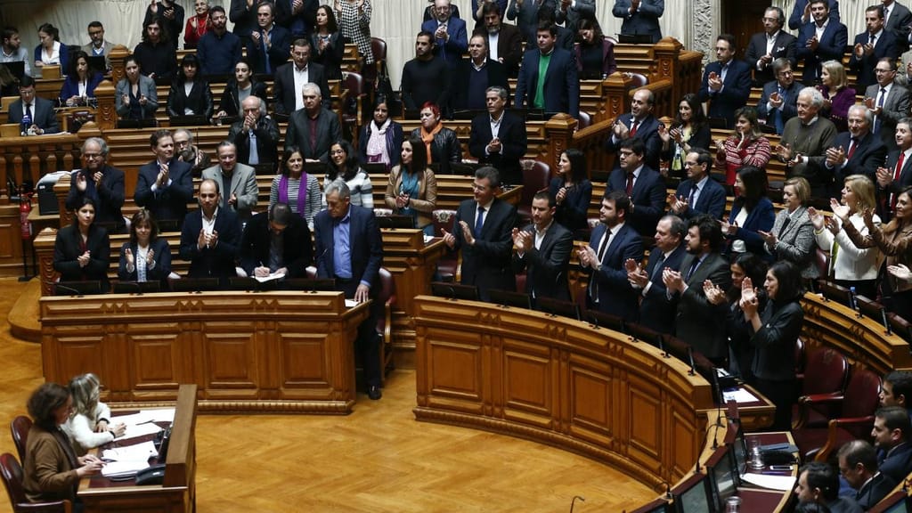 Parlamento aprova Orçamento do Estado