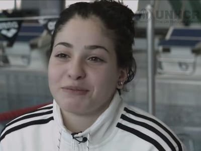 Refugiada que nadou para alcançar a Europa quer chegar aos Olímpicos - TVI