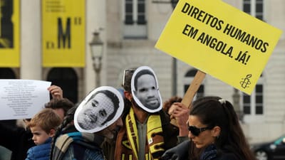 Concentração em Lisboa pelo primeiro aniversário da prisão dos ativistas angolanos - TVI