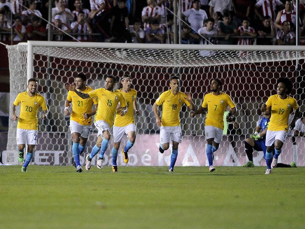 Paraguai vs Brasil (EPA)