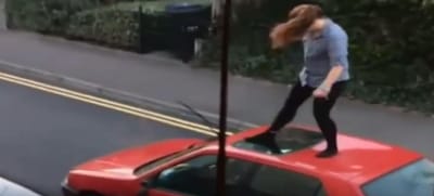 Mulher descarrega fúria num carro, mas não resultou - TVI