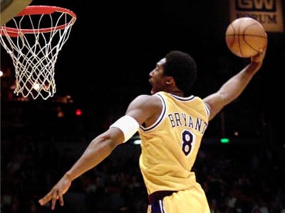 NBA: entrada de Kobe Bryant no «Hall of Fame» adiada para 2021 - TVI