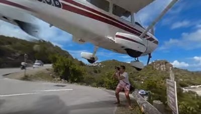Vídeo em 360º capta momento em que avião quase atinge turista - TVI