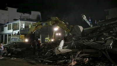 Equador: sismo já fez 413 mortos - TVI