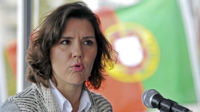 Cristas canta vitória com mais um deputado nos Açores - TVI