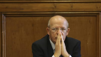 Santos Silva: afirmações de Schäuble são "injustificadas e inamistosas" - TVI
