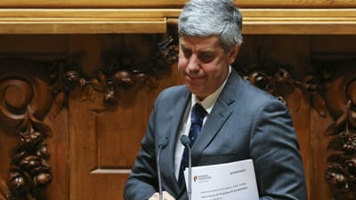 Centeno diz que queda da procura externa penaliza crescimento - TVI