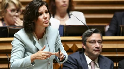 CDS-PP acusa Governo de secretismo e "incompetência" - TVI