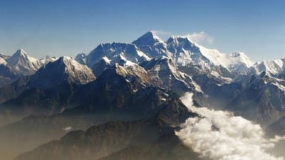 Corpos de montanhistas encontrados nos Himalaias ao fim de 16 anos - TVI
