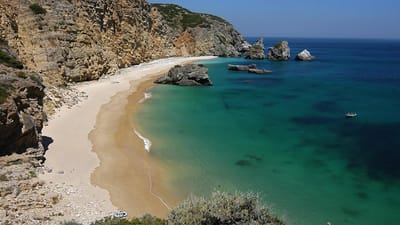 Há mais cinco praias acessíveis em Portugal num total de 209 - TVI