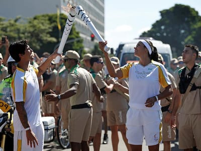 Proibida a passagem da chama olímpica nas ruas de Osaka - TVI