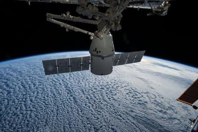 Nave espacial de carga não tripulada chega à Terra em segurança - TVI